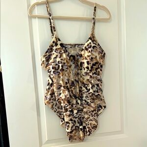 Swimsuits For All Geometric Print Swimsuit